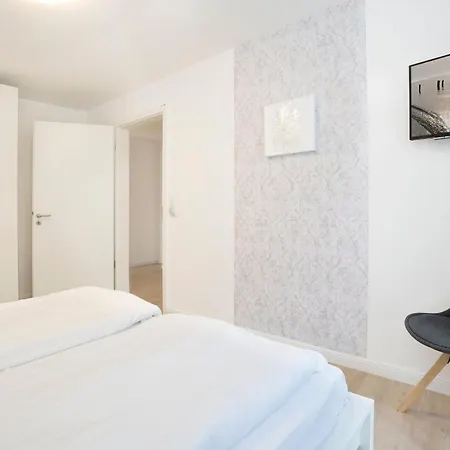 Memelstraße 7 Heimathafen Hachmann *